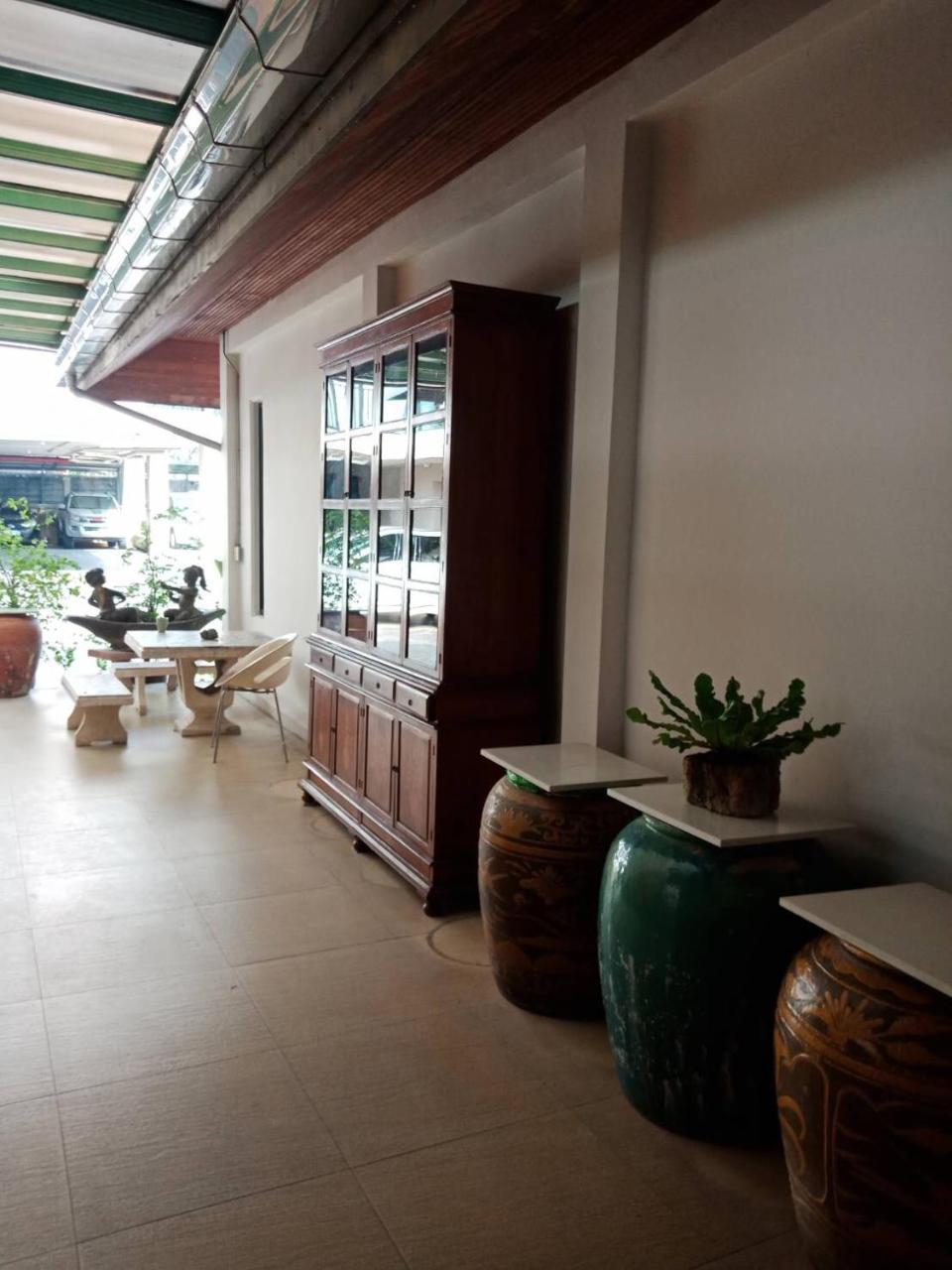 Baan Tanwa - Mrt Ratchadapisek Hotel Banguecoque